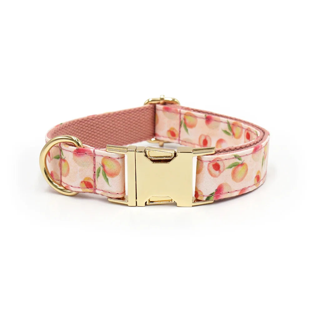 Honey Peach Pattern Dog Collar Personalized Fruit Collection Luxury Bowtie Dog Collar and Leash Set with Poop Bag Pet Cat Collar