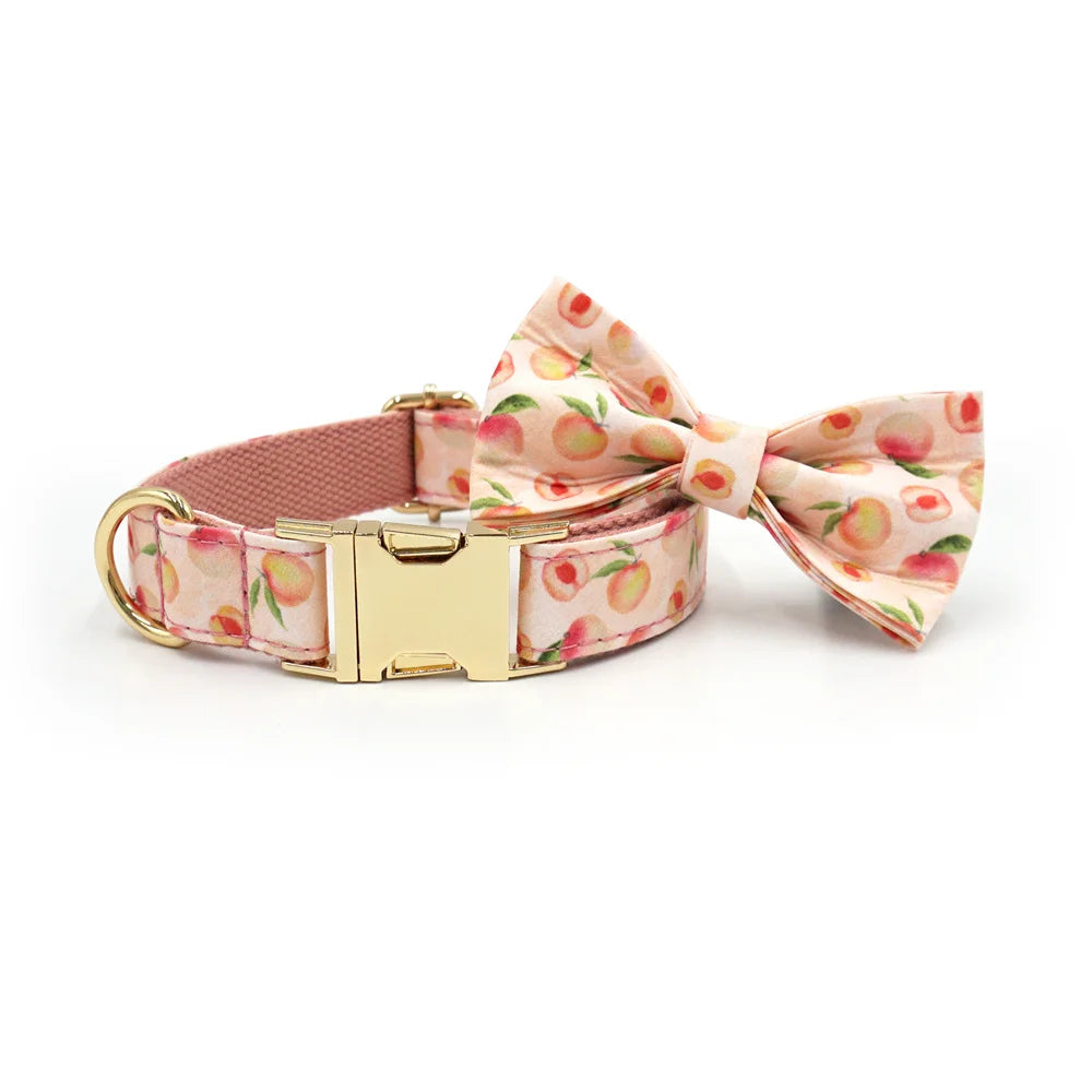 Honey Peach Pattern Dog Collar Personalized Fruit Collection Luxury Bowtie Dog Collar and Leash Set with Poop Bag Pet Cat Collar