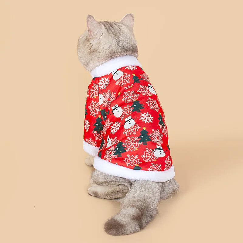Hot autumn and winter Christmas pet clothes, comfortable and warm cartoon printed pet cat and dog clothes